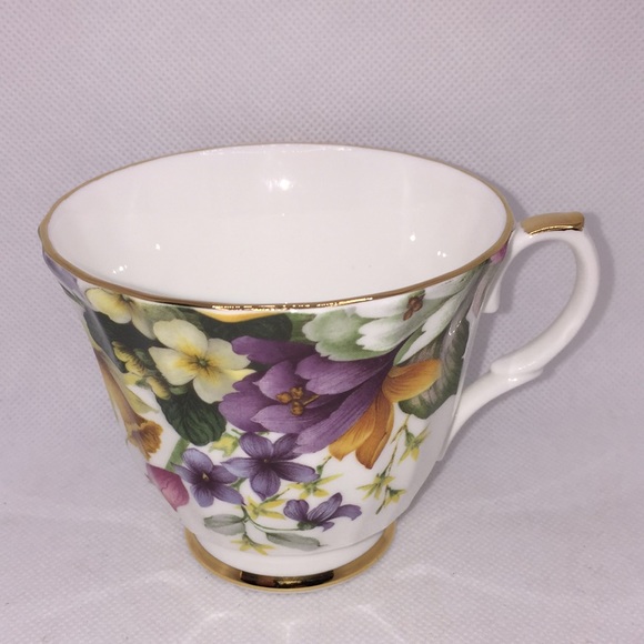 Duchess Fine Bone China Tea Cup & Saucer Floral Gold Trim Made in England - Picture 8 of 10